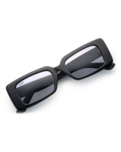 Spicy Sunglasses - Solid Black* $